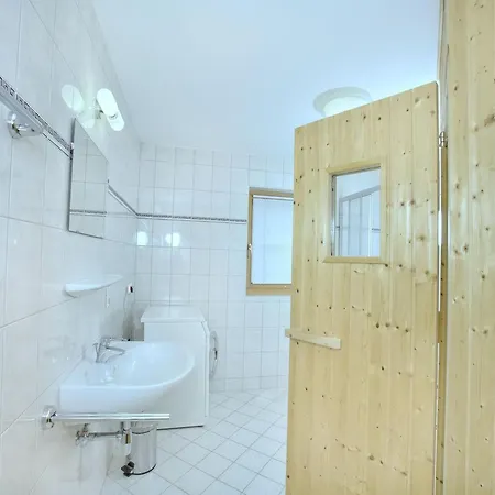 Σπίτι διακοπών Quiet Alpine Cottage For 9 With Suana *