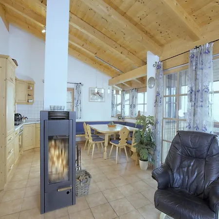 In Austria Near Bus And Sauna Шале Вальд (Пинцгау)