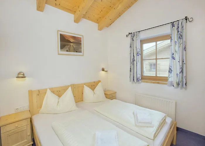 In Austria Near Bus And Sauna Dağ evi