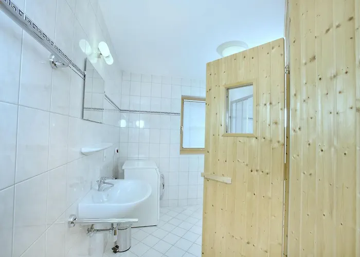 Dağ evi In Austria Near Bus And Sauna *